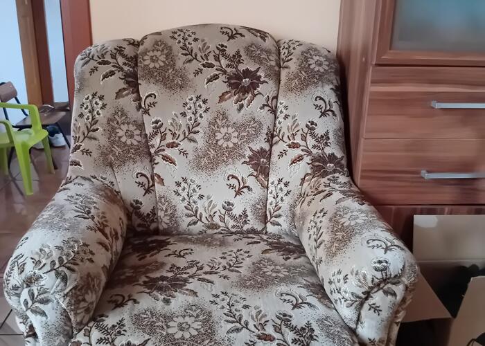 Grajewo ogłoszenia: Sprzedam 2  fotele, nie zniszczone, wygodne.